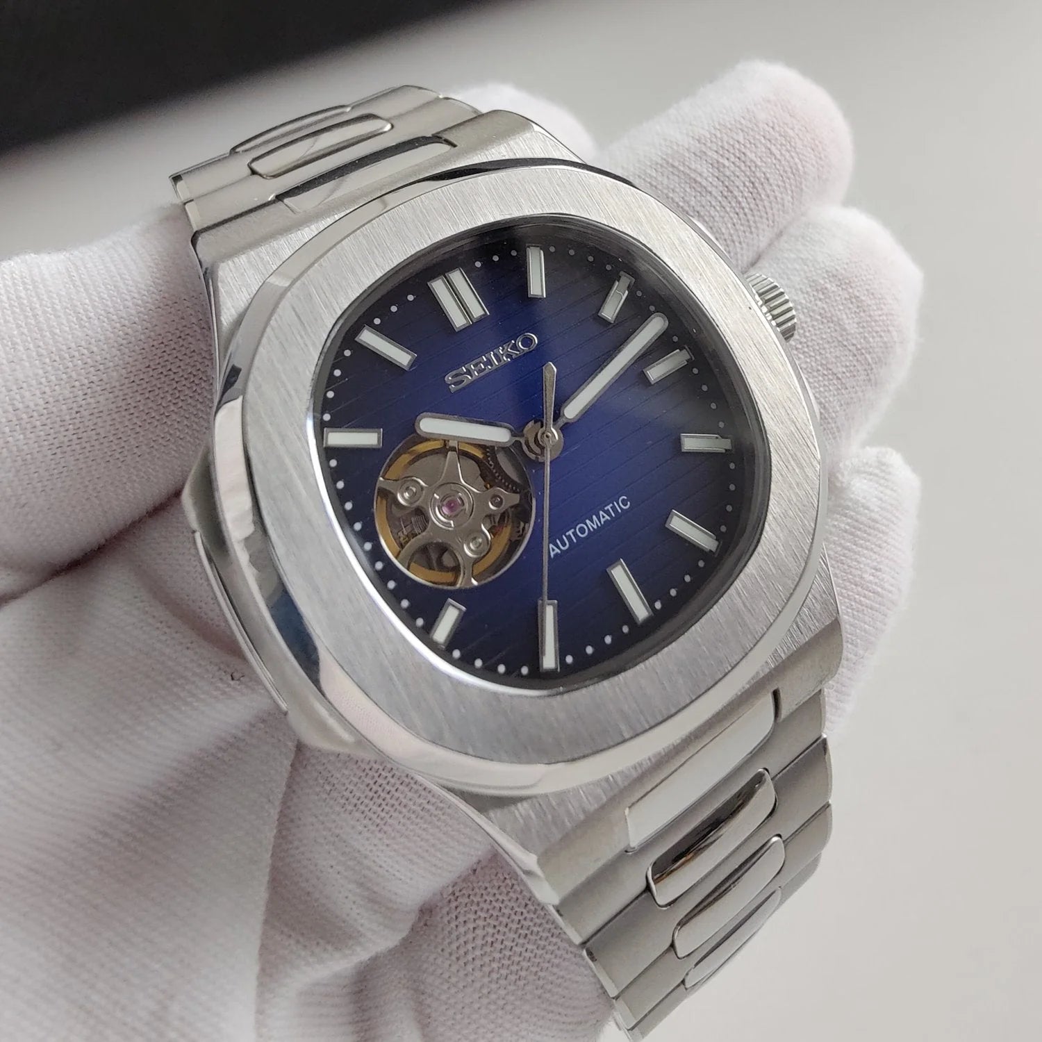 Aquatic Open Heart Abyss Dial