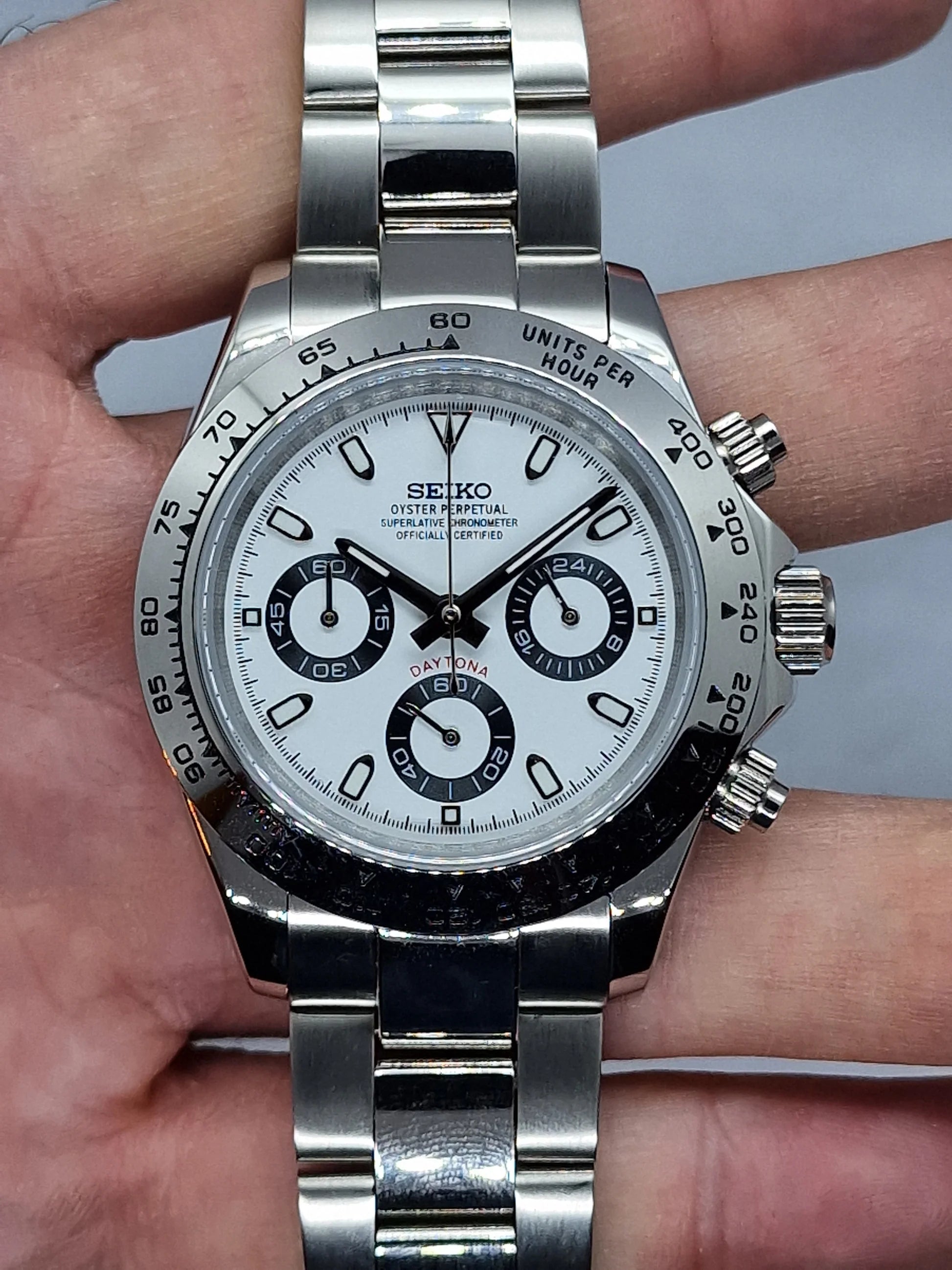 Dayto White Dial