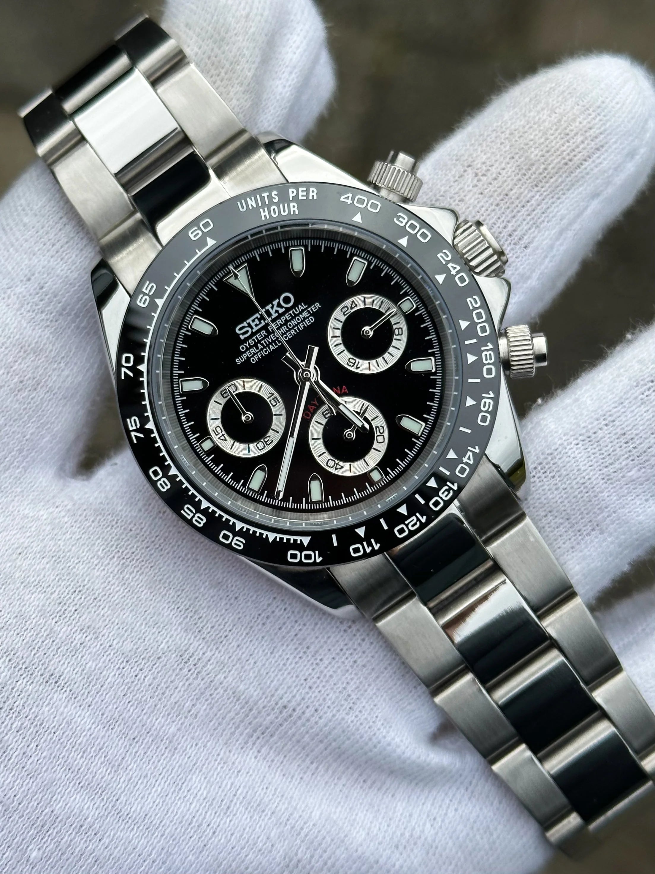 Dayto Black Dial