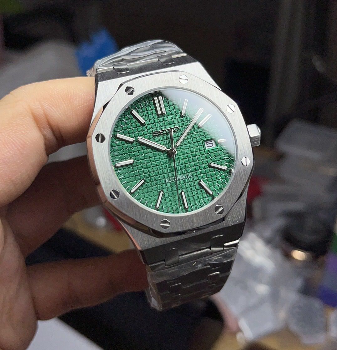 Oakridge Emerald Dial