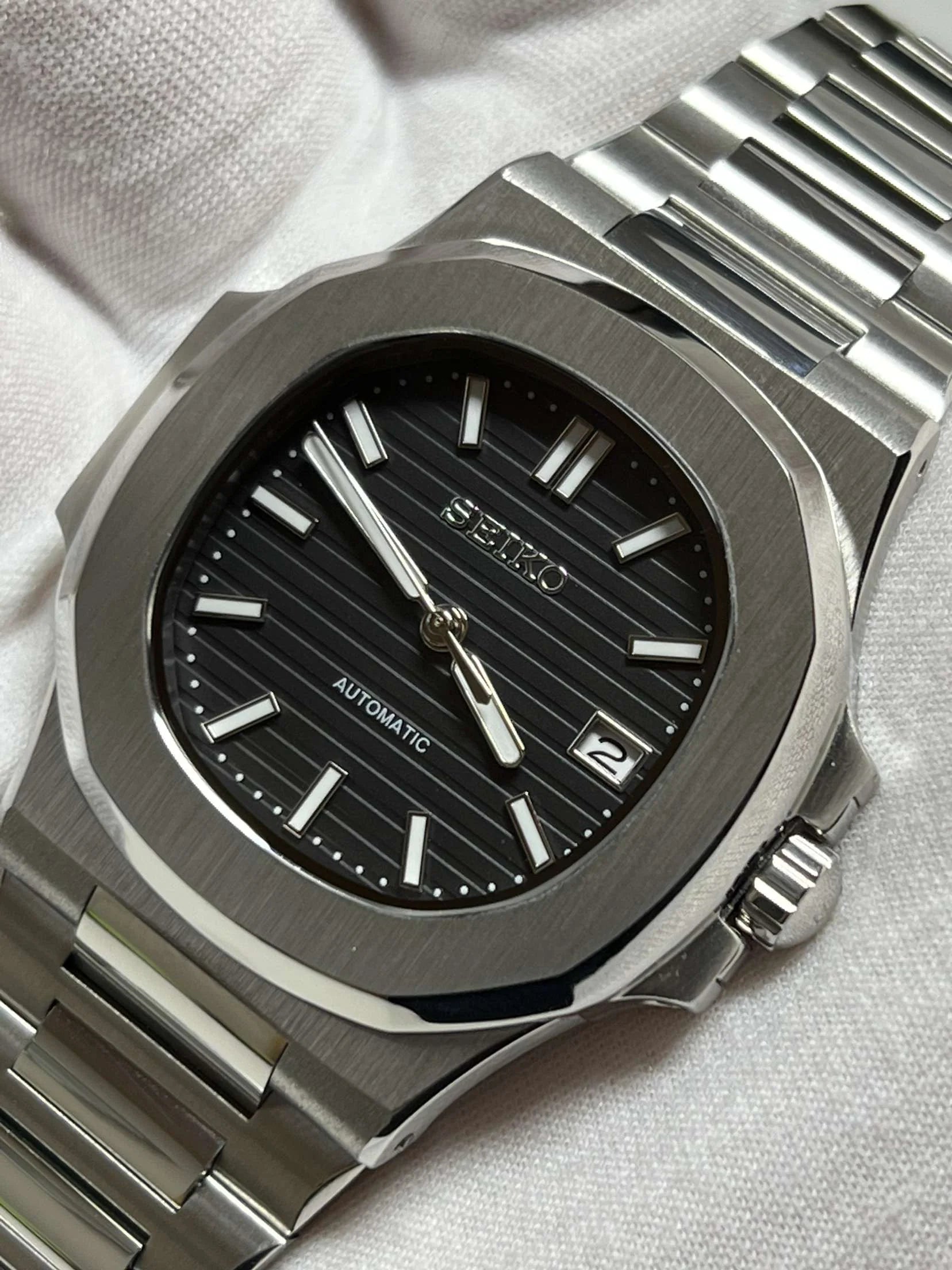 Aquatic Black Dial