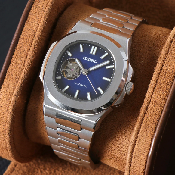 Aquatic Open Heart Abyss Dial