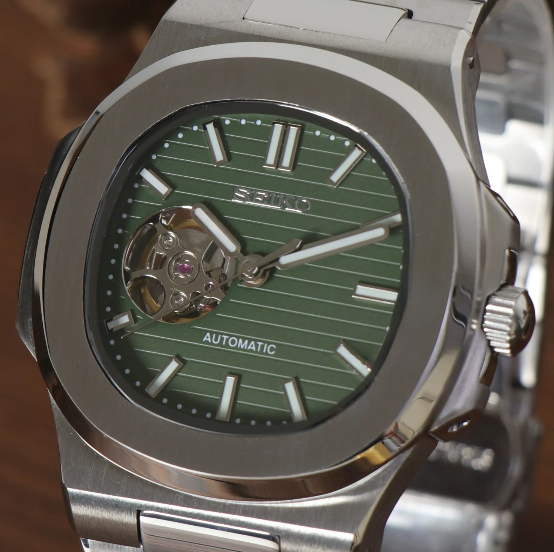 Aquatic Open Heart Forest Dial
