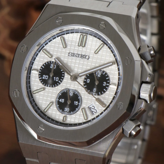 Oakridge Panda Chrono Dial