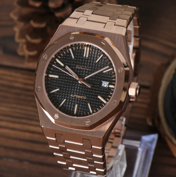 Oakridge Champagne Black Dial