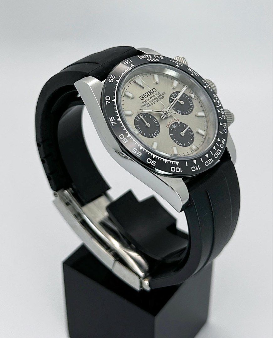 Dayto Champagne Dial