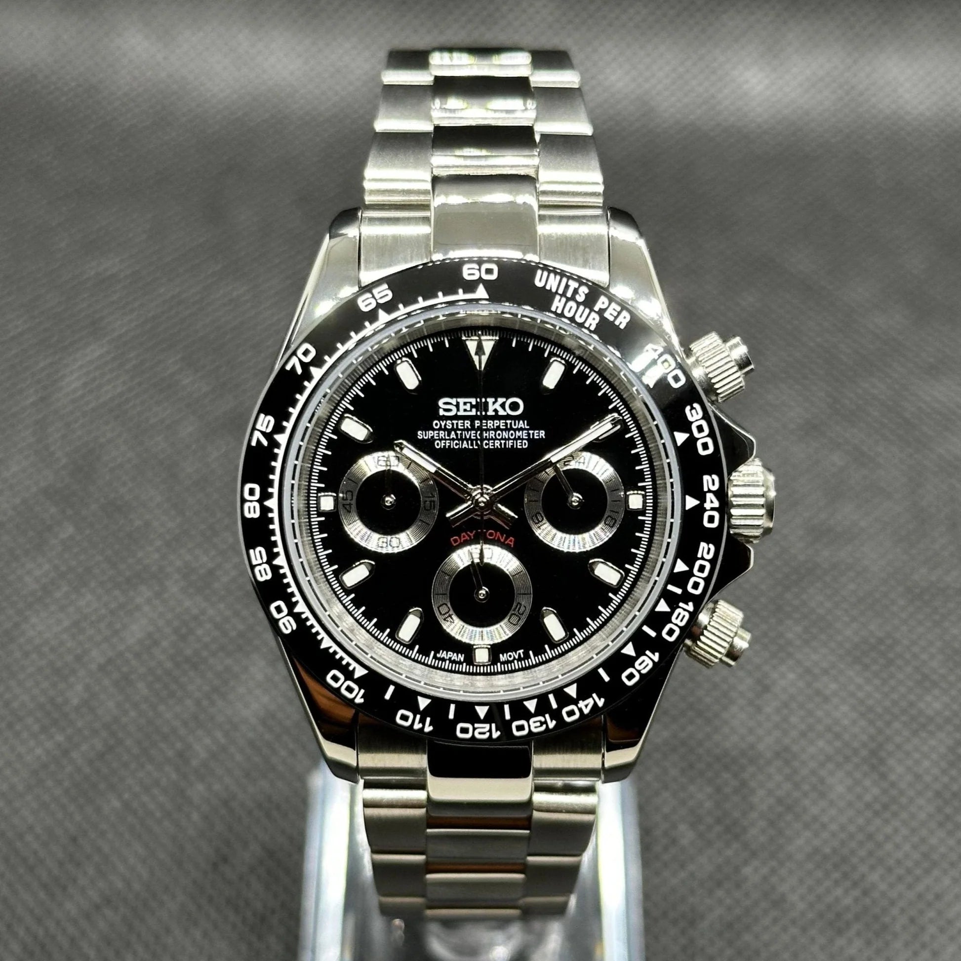 Dayto Black Dial