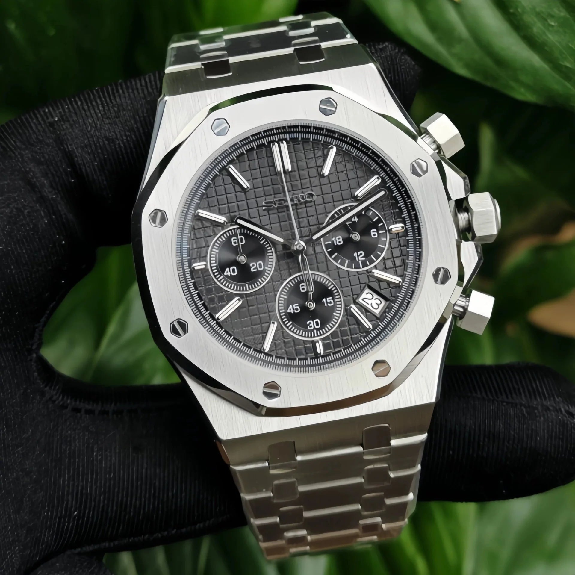 Oakridge Black Chrono Dial