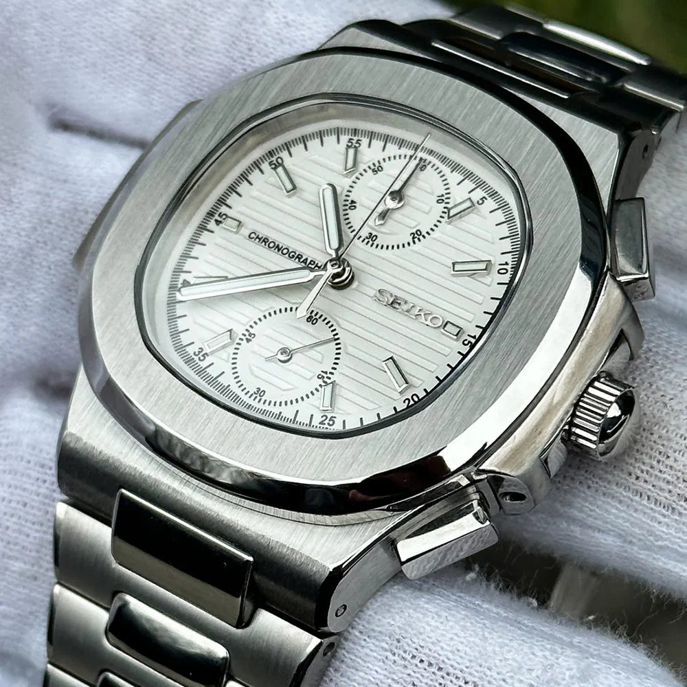 Aquatic White Chrono Dial