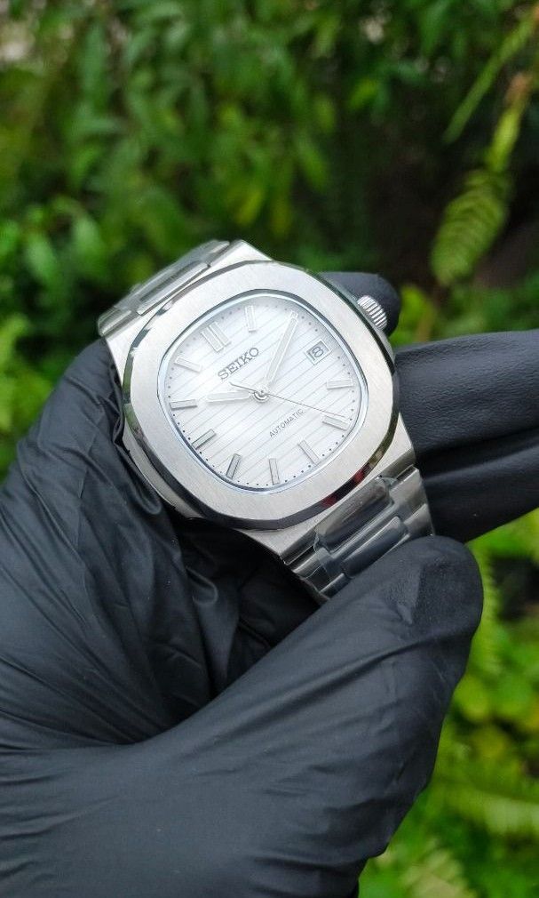 Aquatic White Dial