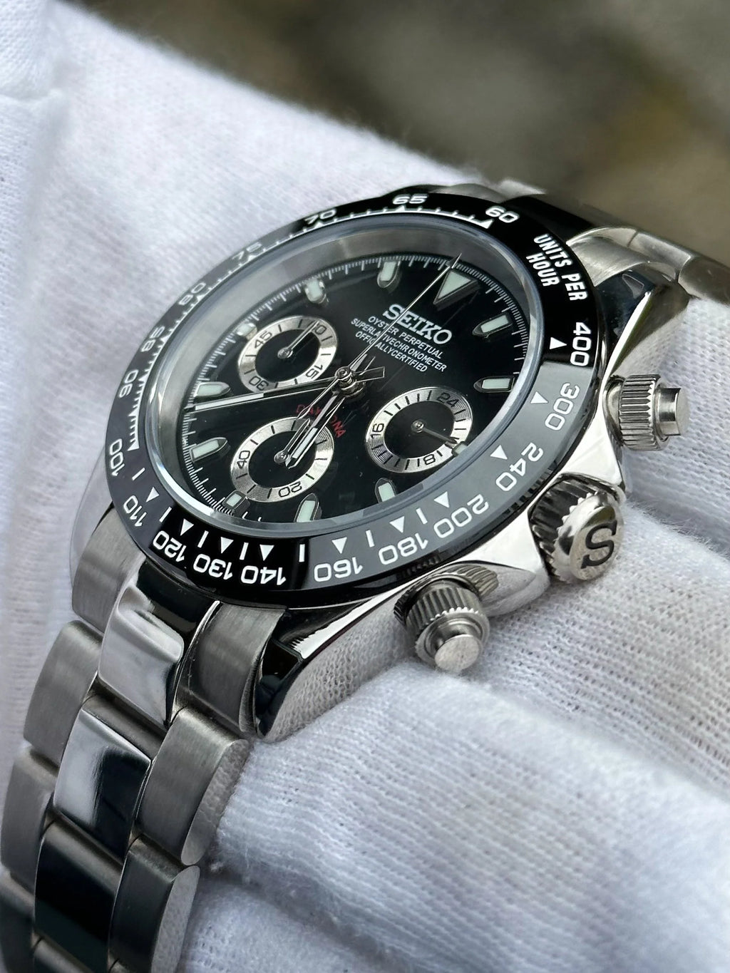 Dayto Black Dial