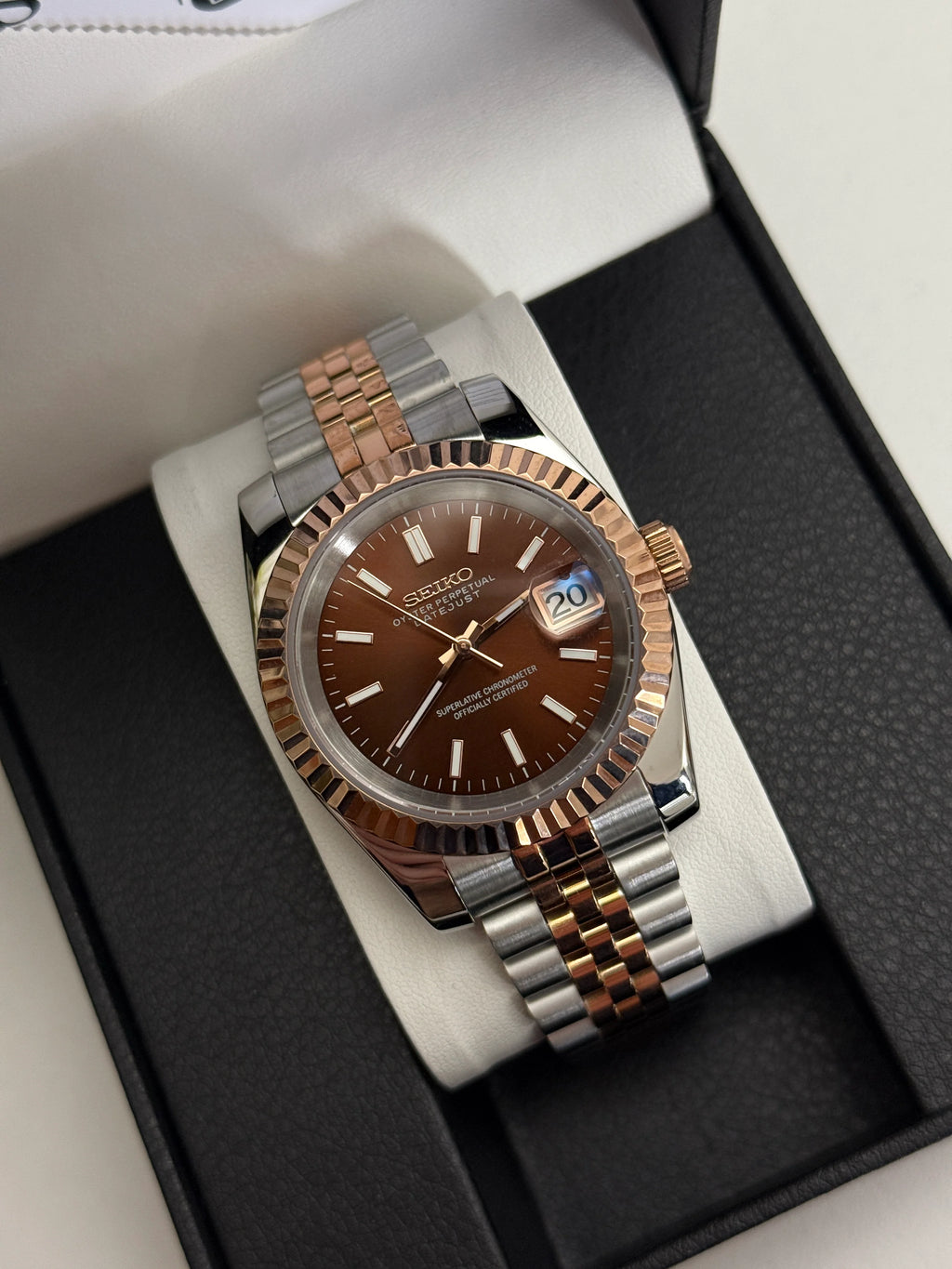 Seikojust Chocolate Dial