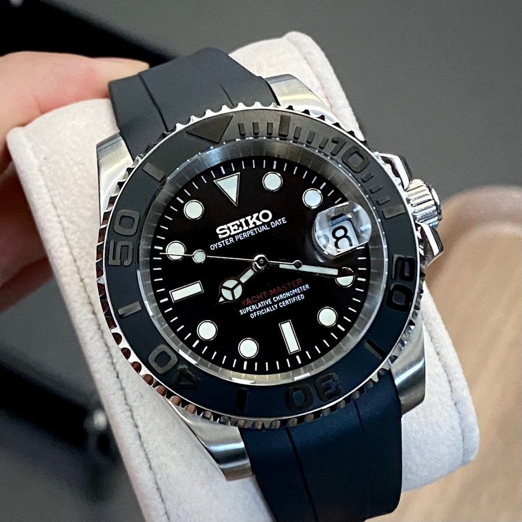 Yachteiko Night Black Dial