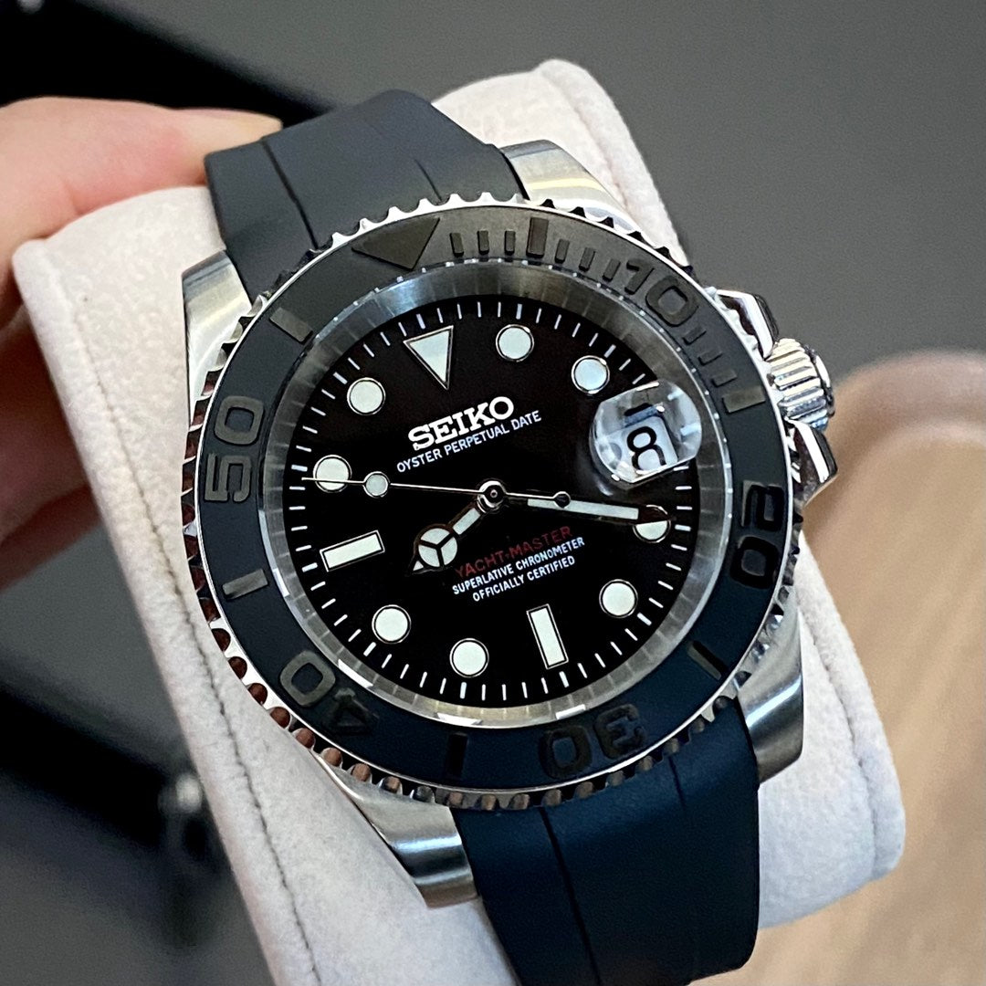 Yachteiko Night Black Dial