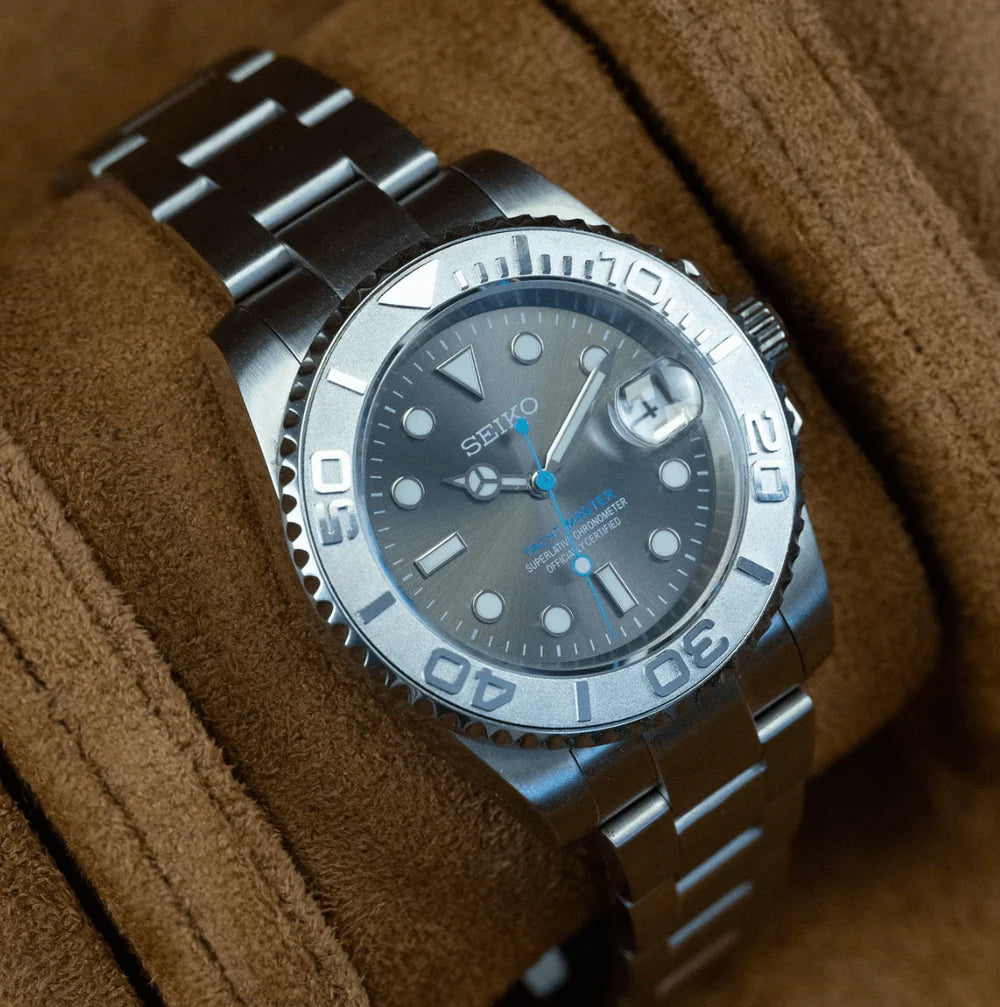 Yachteiko Silver Dial