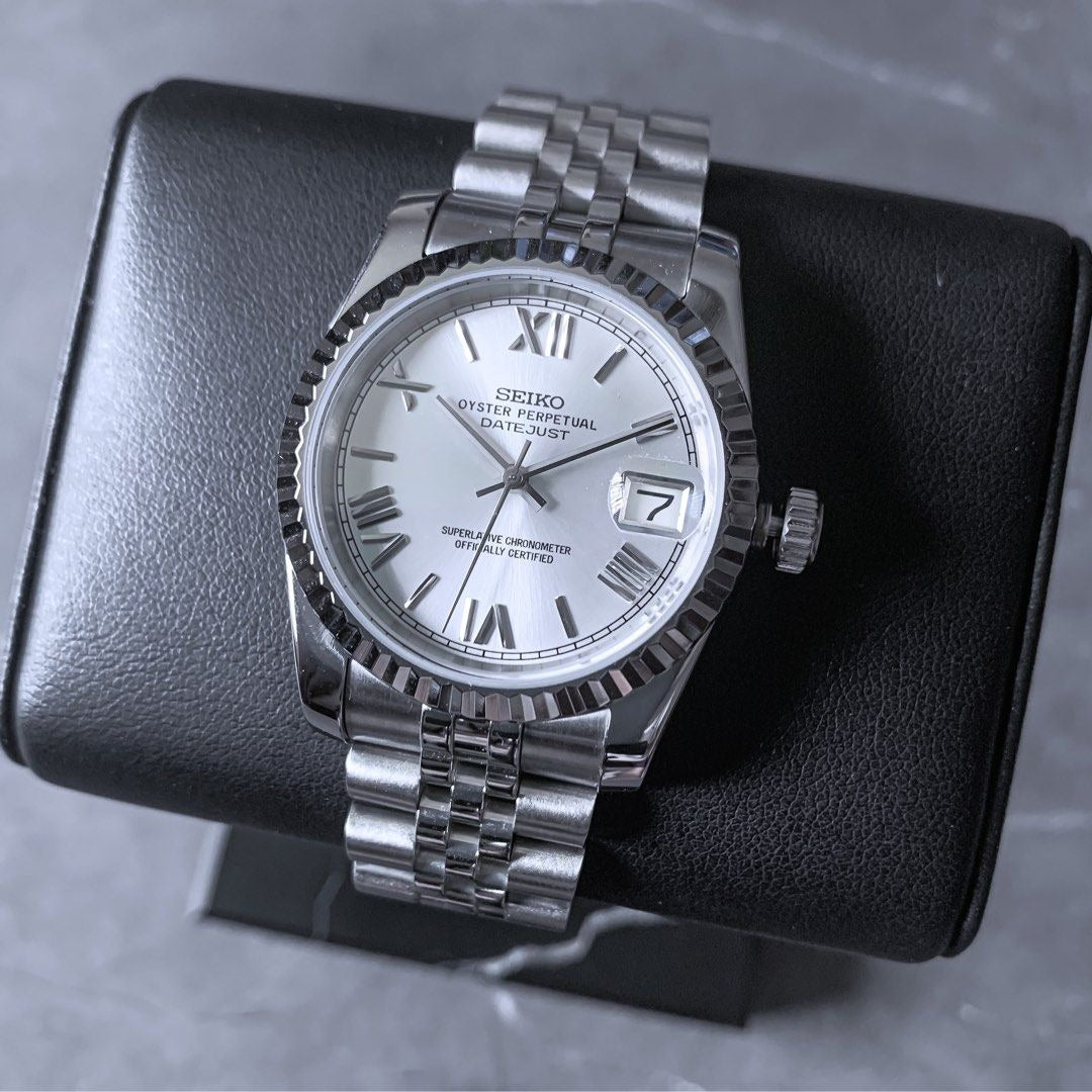 Seikojust White Roman Dial